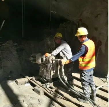 浔阳水下抗分散灌浆料特点 水下不分散注浆料介绍